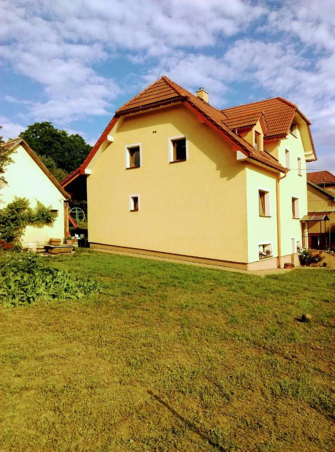Apartman Pod Kalvariou - Rodinny Dom Banská Štiavnica Exterior foto